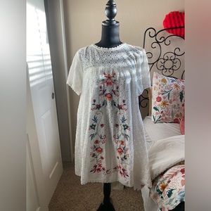Altar’d State - white embroidered dress - small
